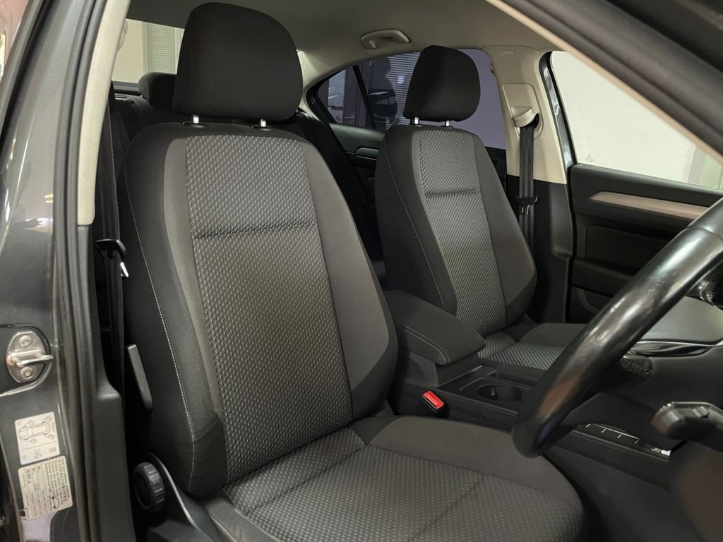 Used Volkswagen Passat 2015 for sale - 76429618: Photo 17