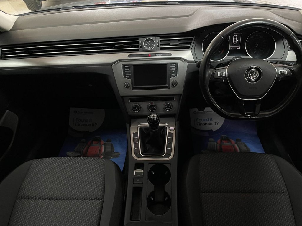 Used Volkswagen Passat 2015 for sale - 76429618: Photo 2