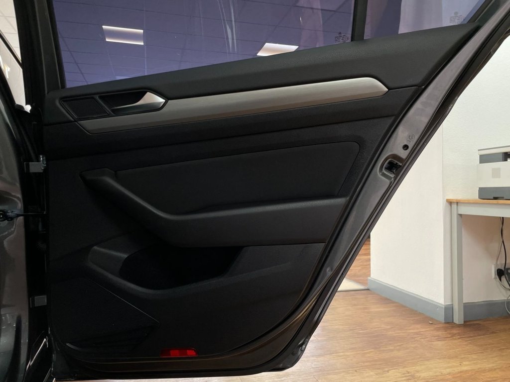 Used Volkswagen Passat 2015 for sale - 76429618: Photo 39