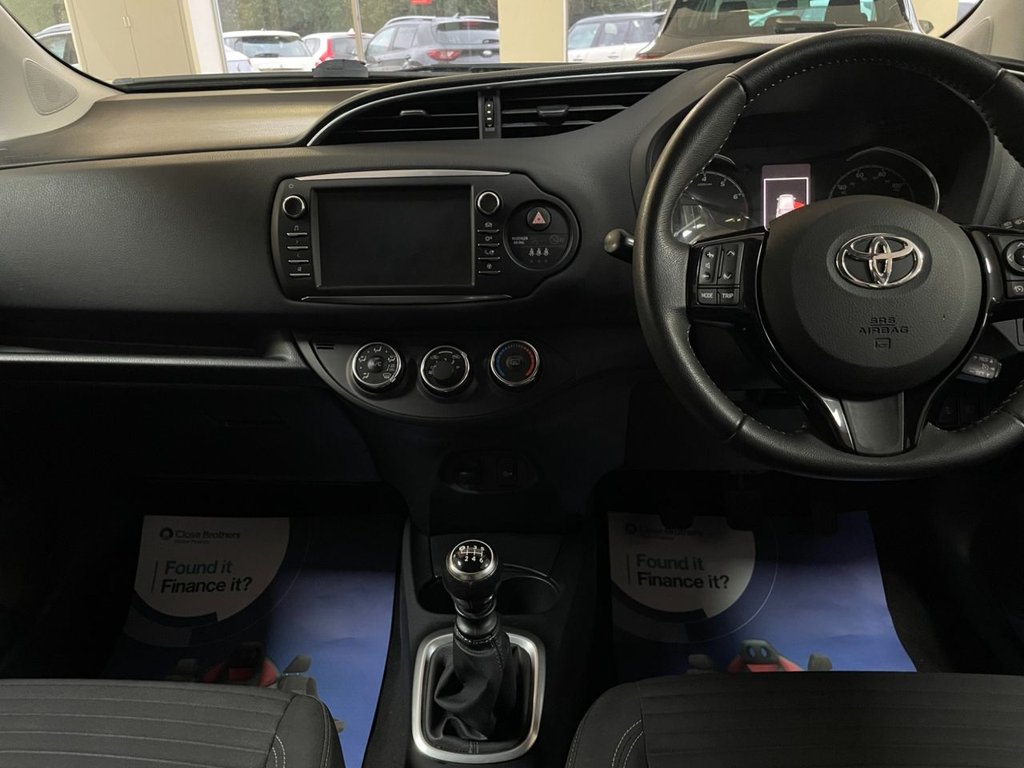 Used Toyota Yaris 2017 for sale - 76950178: Photo 23
