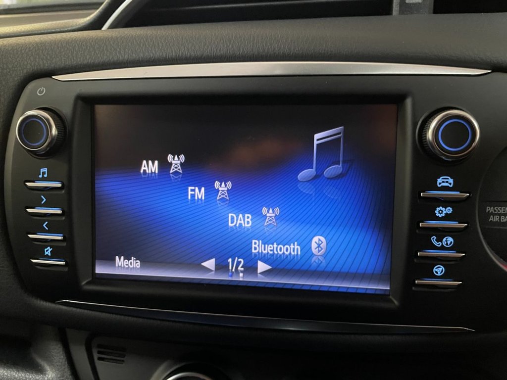 Used Toyota Yaris 2017 for sale - 76950178: Photo 26