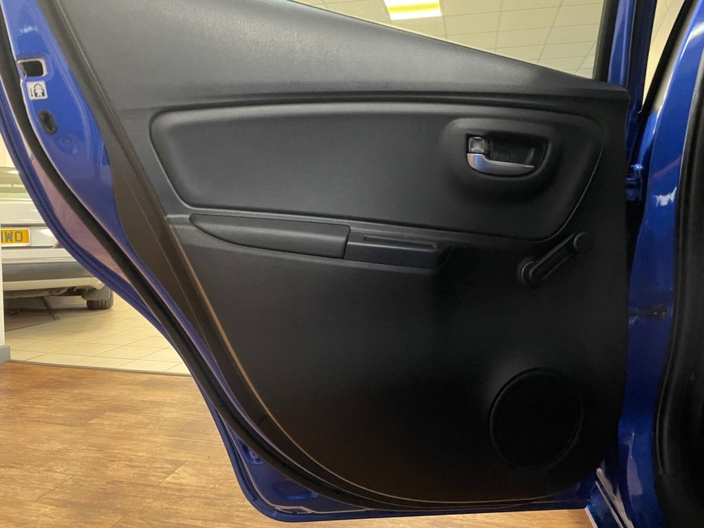 Used Toyota Yaris 2017 for sale - 76950178: Photo 40