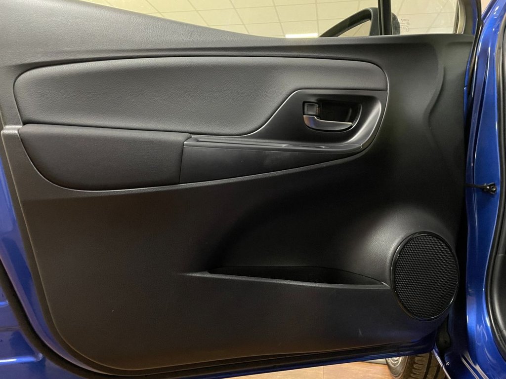 Used Toyota Yaris 2017 for sale - 76950178: Photo 41