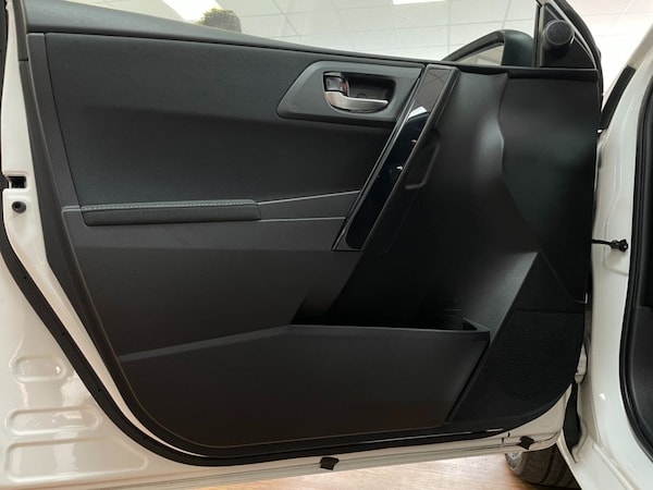 Used Toyota Auris 2017 for sale - 76163585: Photo 42