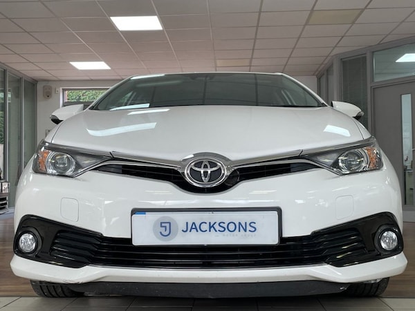Used Toyota Auris 2017 for sale - 76163585: Photo 5