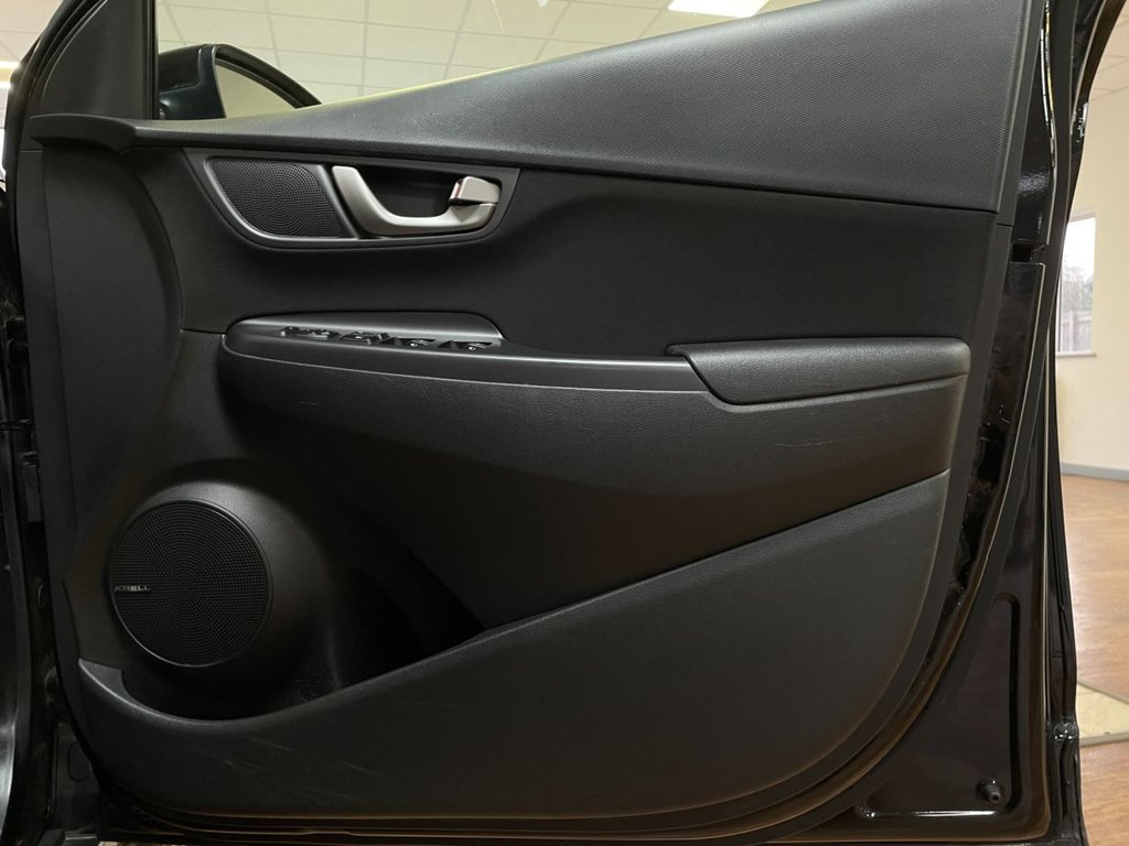 Used Hyundai KONA 2018 for sale - 76740215: Photo 40