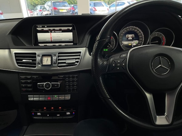 Used Mercedes-Benz E-Class 2014 for sale - 76028984: Photo 21