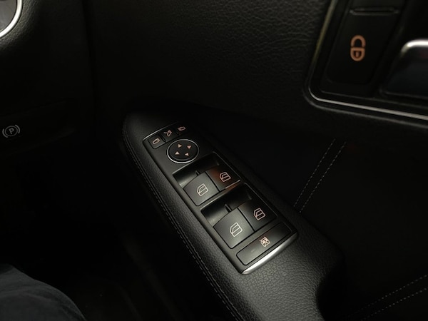 Used Mercedes-Benz E-Class 2014 for sale - 76028984: Photo 30
