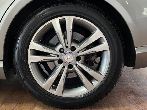 Used Mercedes-Benz E-Class 2014 for sale - 76028984: Photo 35