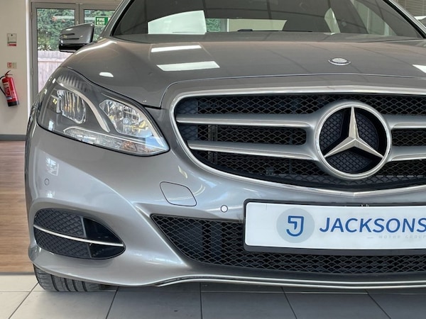 Used Mercedes-Benz E-Class 2014 for sale - 76028984: Photo 6
