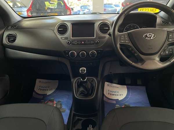 Used Hyundai i10 2019 for sale - 76241341: Photo 19