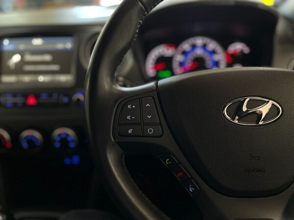 Used Hyundai i10 2019 for sale - 76241341: Photo 29