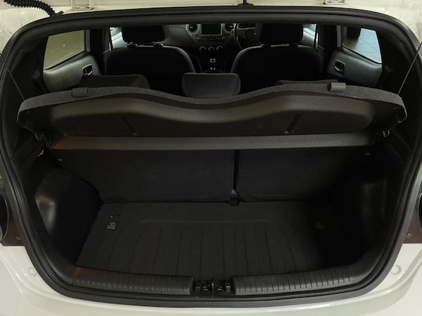 Used Hyundai i10 2019 for sale - 76241341: Photo 45