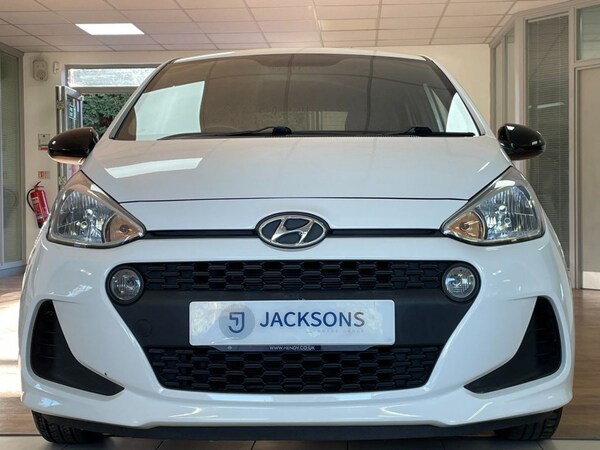Used Hyundai i10 2019 for sale - 76241341: Photo 5