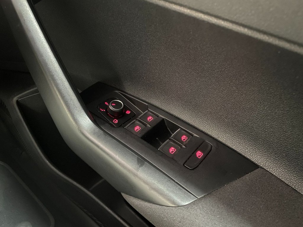 Used Volkswagen Polo 2021 for sale - 76509532: Photo 32