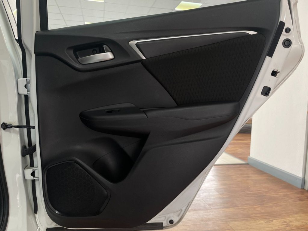 Used Honda Jazz 2018 for sale - 76751035: Photo 40