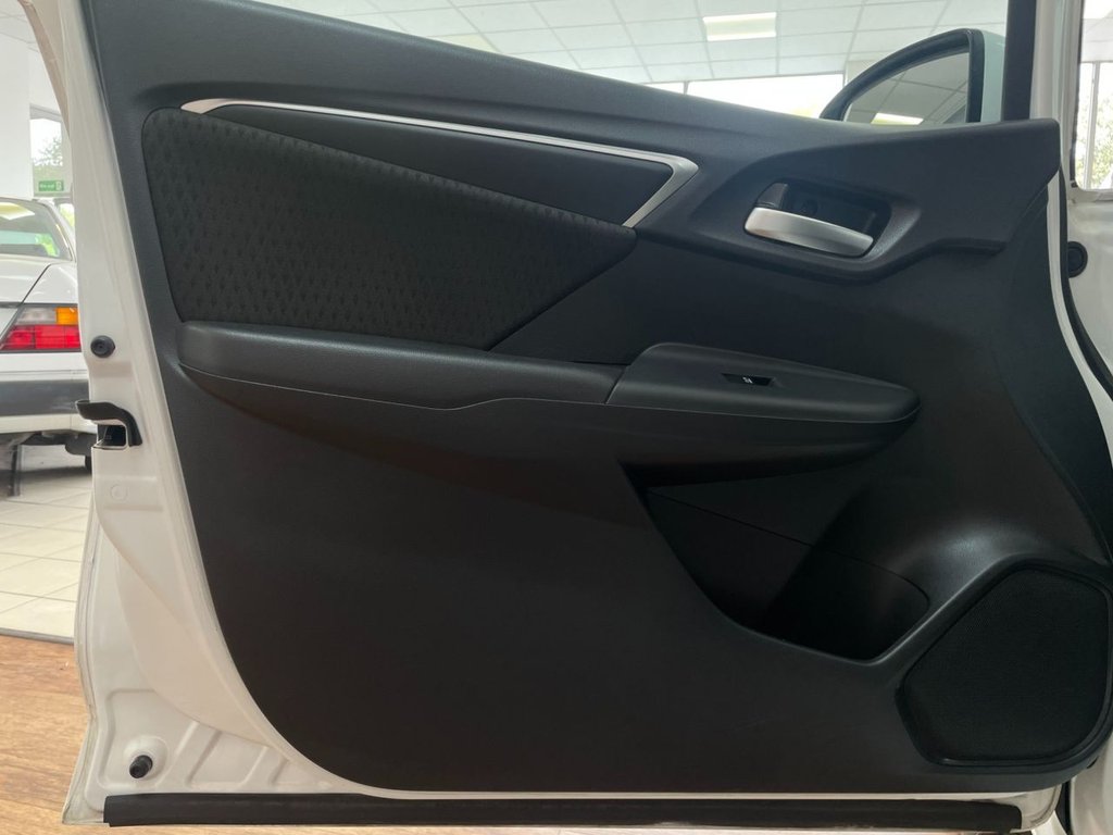 Used Honda Jazz 2018 for sale - 76751035: Photo 42