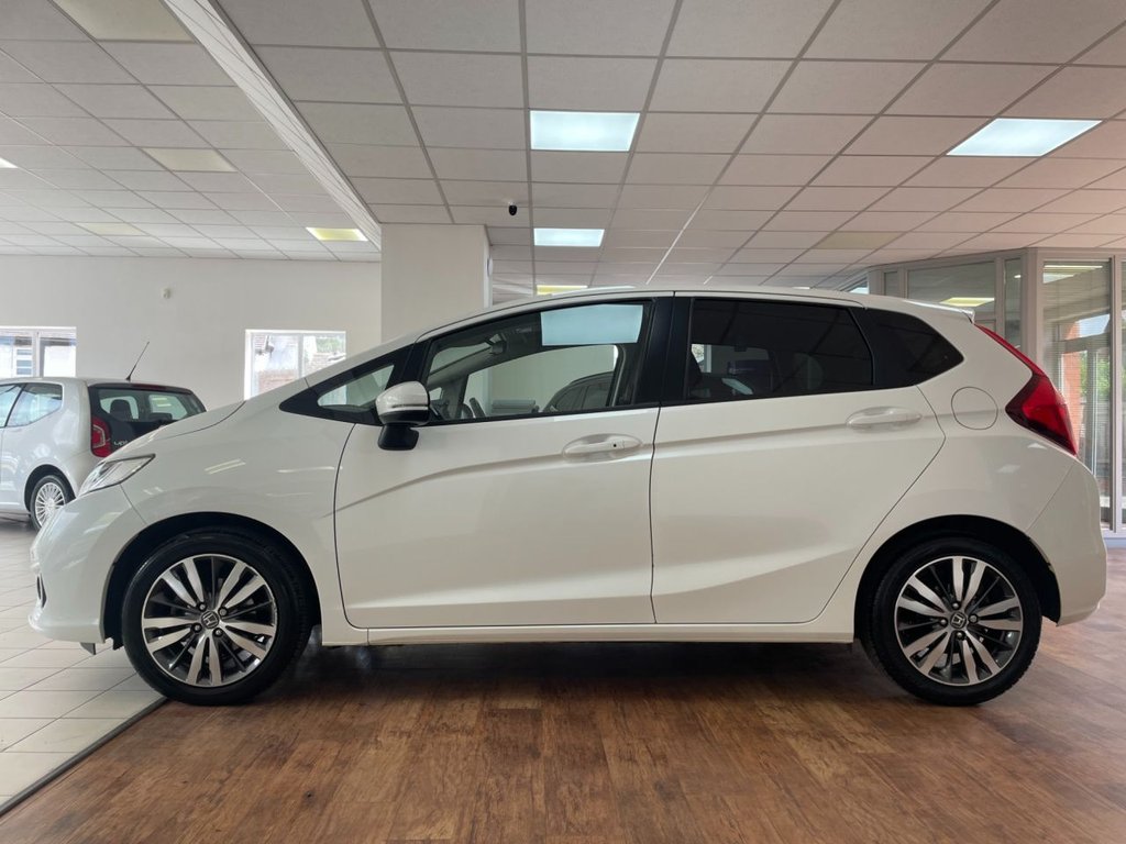 Used Honda Jazz 2018 for sale - 76751035: Photo 9