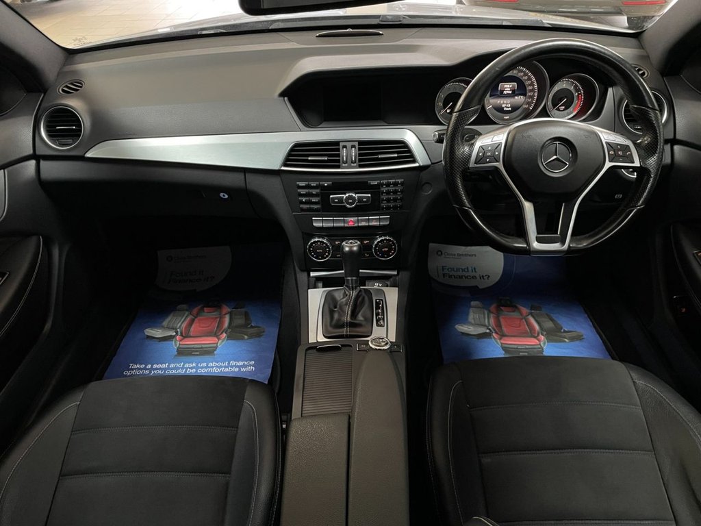 Used Mercedes-Benz C Class 2015 for sale - 76454110: Photo 2