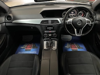Used Mercedes-Benz C Class 2015 for sale - 76454110: Photo