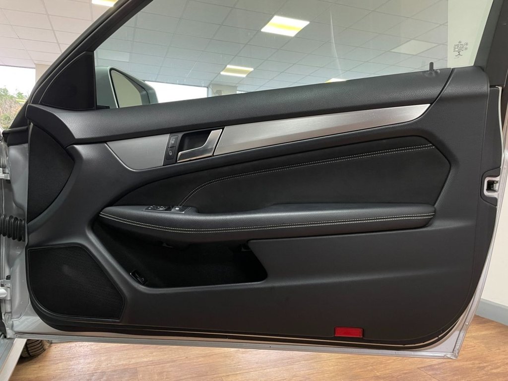 Used Mercedes-Benz C Class 2015 for sale - 76454110: Photo 37