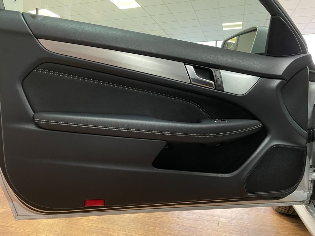 Used Mercedes-Benz C Class 2015 for sale - 76454110: Photo 38