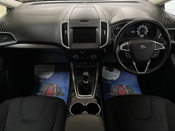 Used Ford S-Max 2016 for sale - 76279501: Photo 2