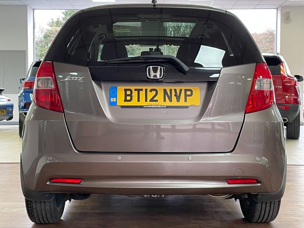 Used Honda Jazz 2012 for sale - 76685882: Photo 11