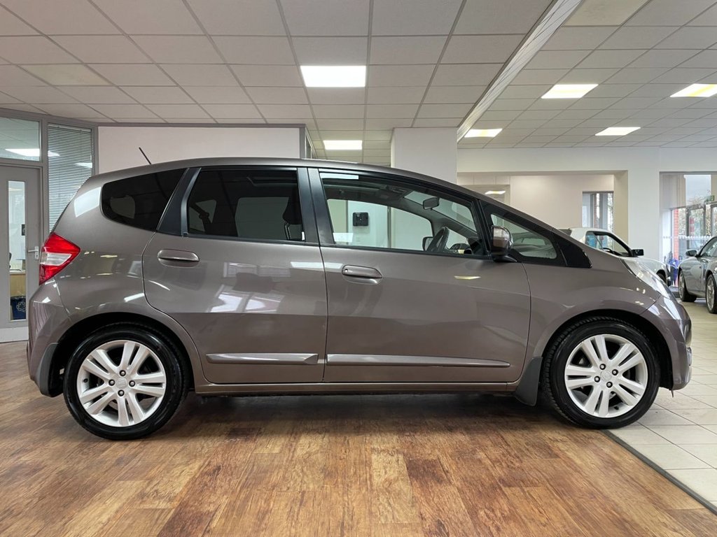 Used Honda Jazz 2012 for sale - 76685882: Photo 13