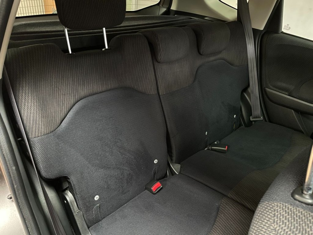 Used Honda Jazz 2012 for sale - 76685882: Photo 18