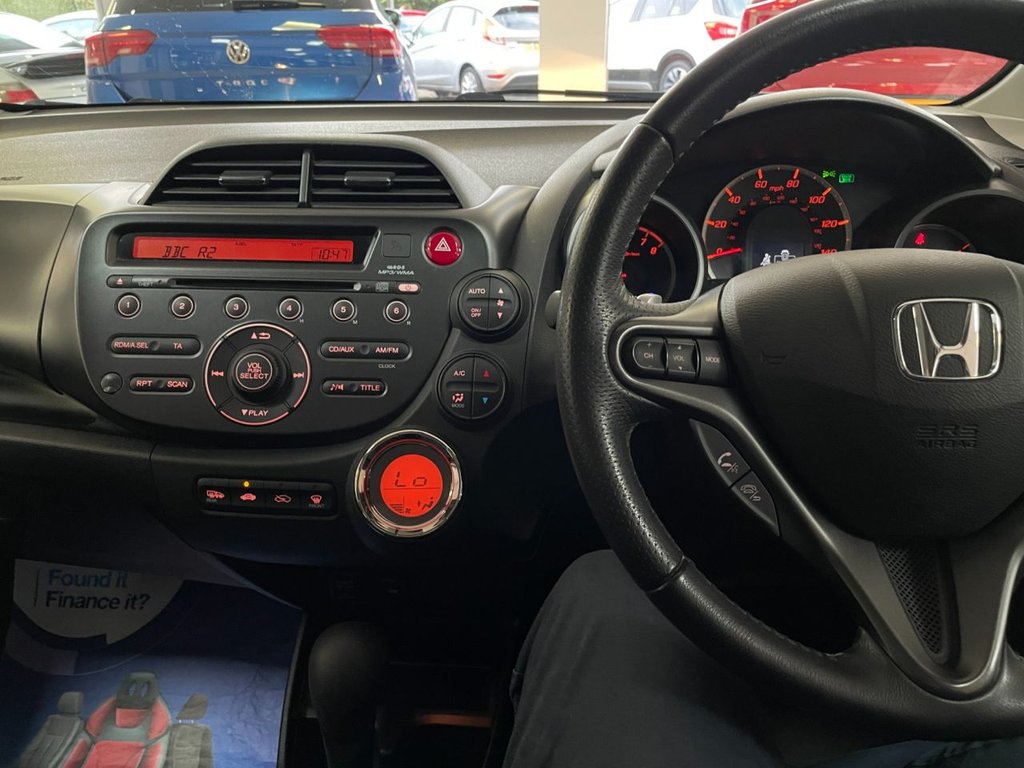 Used Honda Jazz 2012 for sale - 76685882: Photo 21