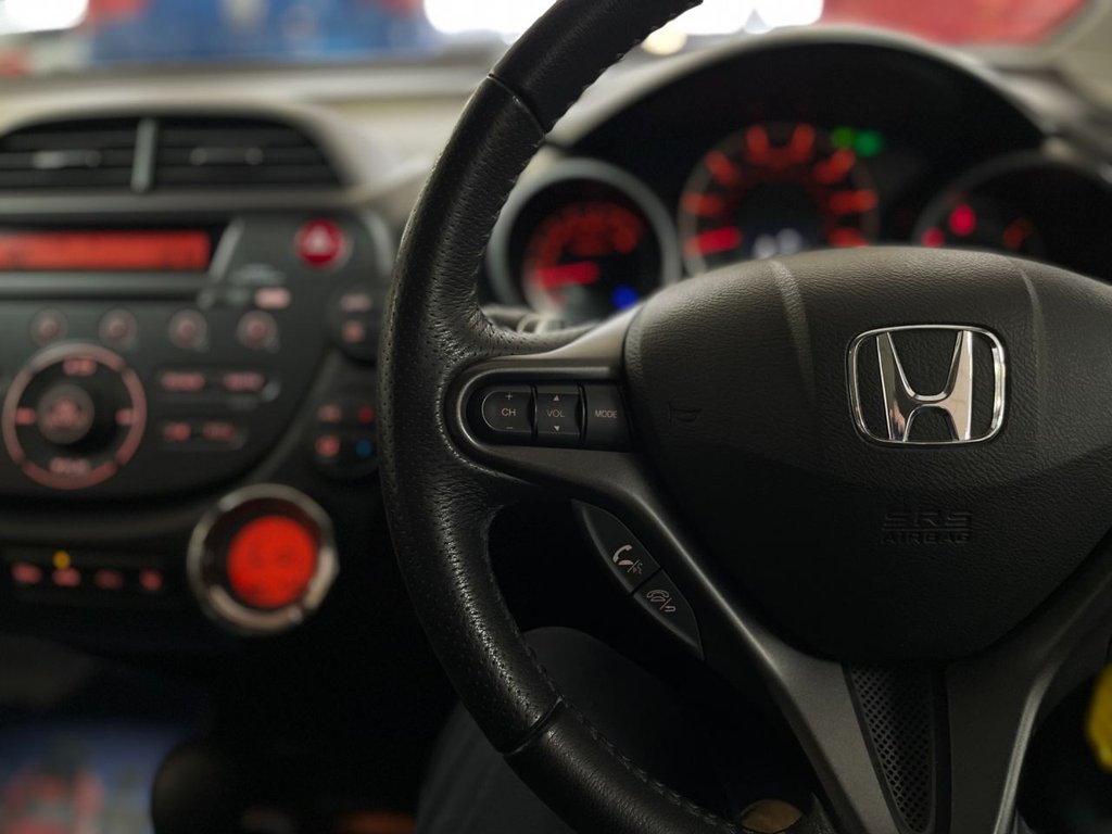 Used Honda Jazz 2012 for sale - 76685882: Photo 25