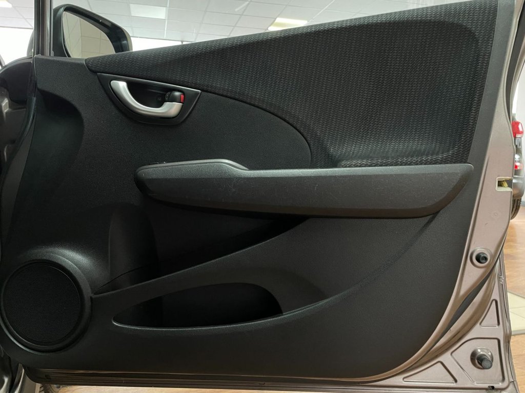 Used Honda Jazz 2012 for sale - 76685882: Photo 36