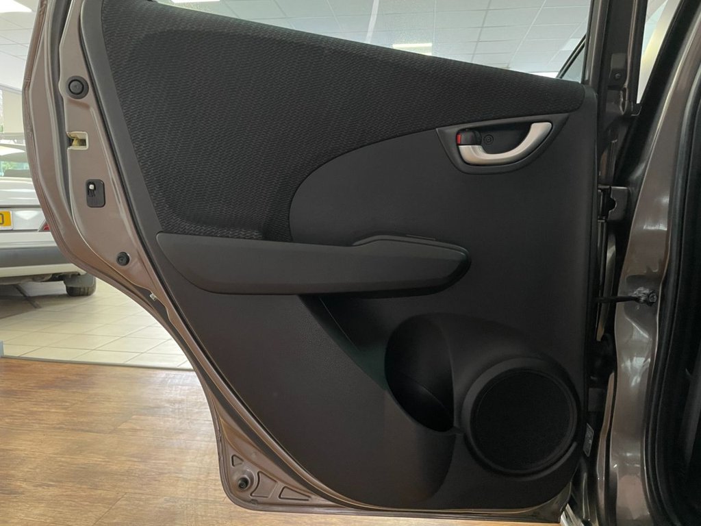 Used Honda Jazz 2012 for sale - 76685882: Photo 38