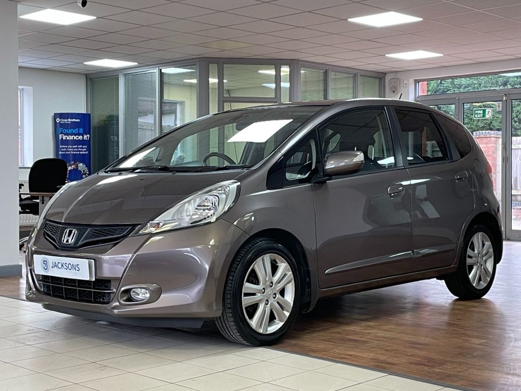 Used Honda Jazz 2012 for sale - 76685882: Photo 4