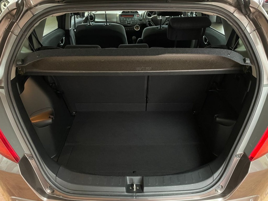 Used Honda Jazz 2012 for sale - 76685882: Photo 41