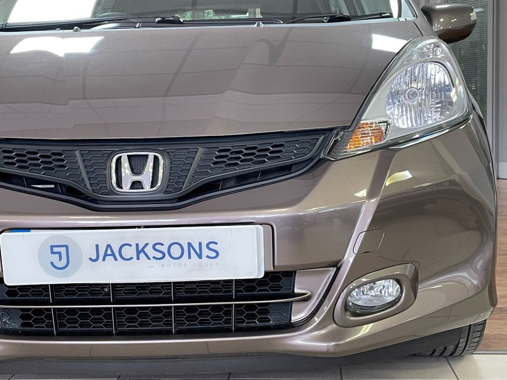 Used Honda Jazz 2012 for sale - 76685882: Photo 7