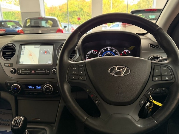 Used Hyundai i10 2018 for sale - 76202451: Photo 19