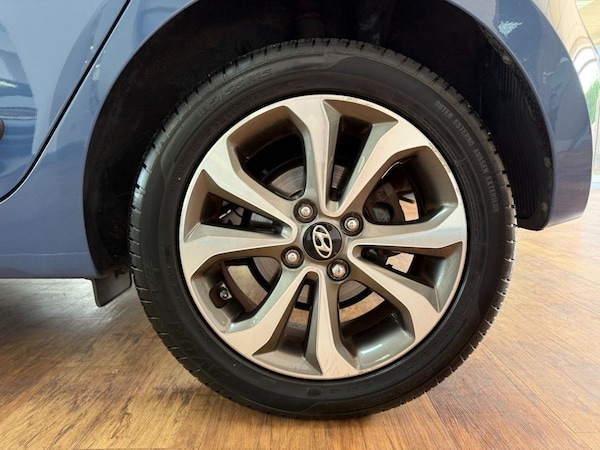 Used Hyundai i10 2018 for sale - 76202451: Photo 34