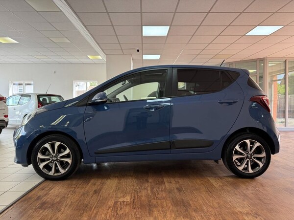 Used Hyundai i10 2018 for sale - 76202451: Photo 9