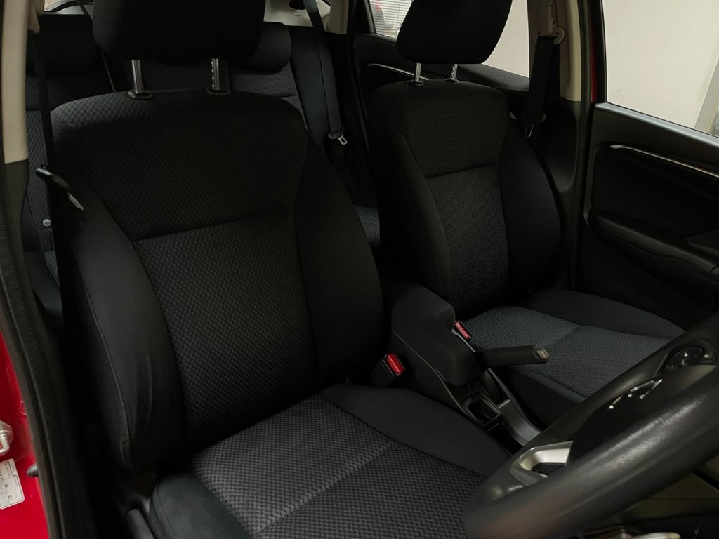 Used Honda Jazz 2018 for sale - 76724254: Photo 17