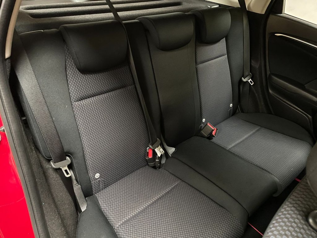 Used Honda Jazz 2018 for sale - 76724254: Photo 18