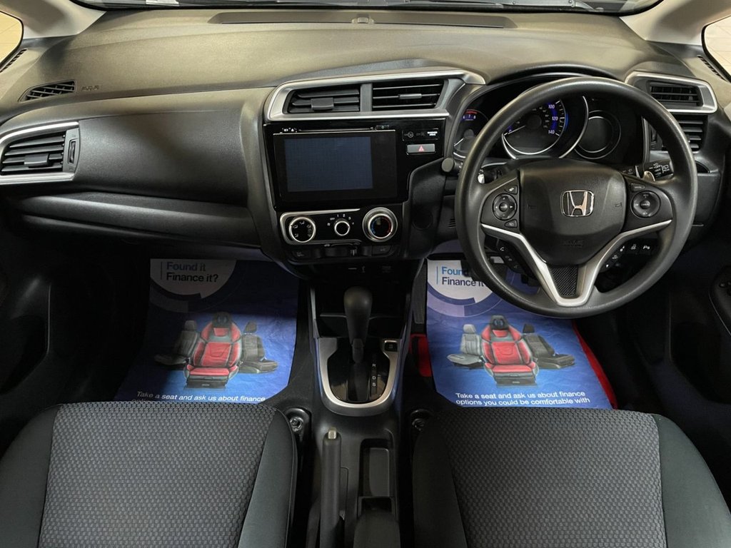Used Honda Jazz 2018 for sale - 76724254: Photo 2
