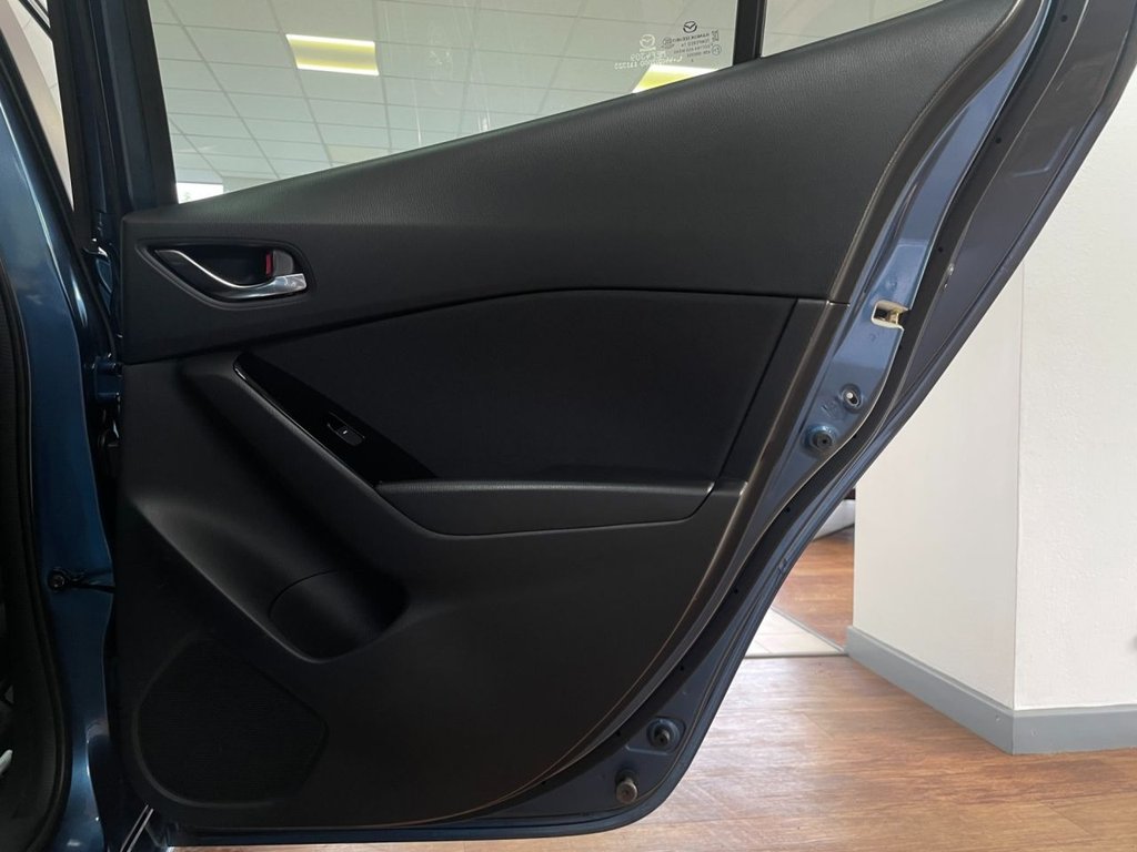 Used Mazda Mazda3 2018 for sale - 76934633: Photo 41