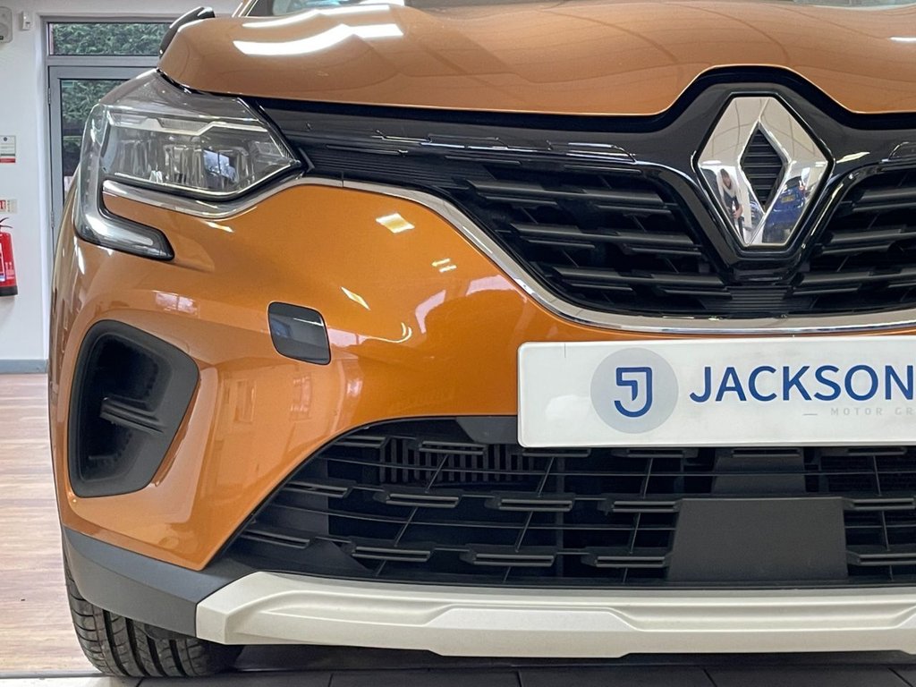 Used Renault Captur 2021 for sale - 76950132: Photo 6