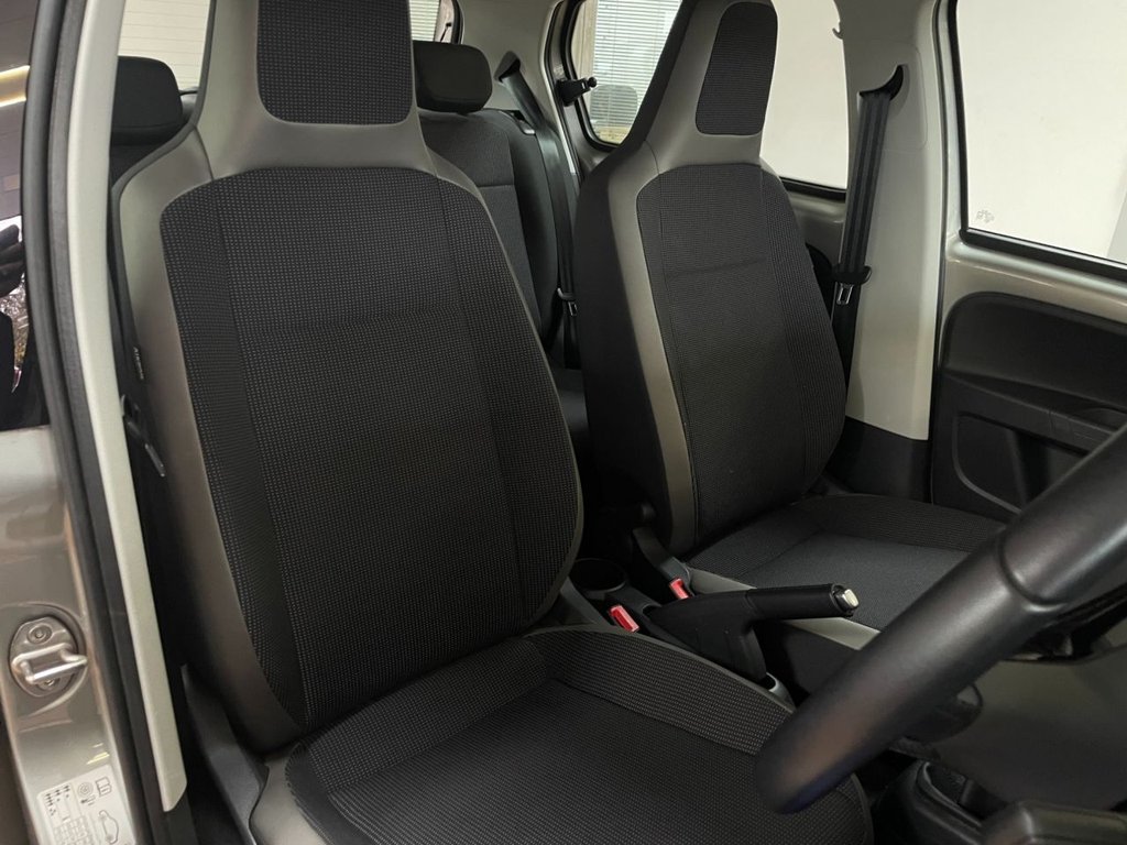 Used Volkswagen up! 2016 for sale - 76496222: Photo 19