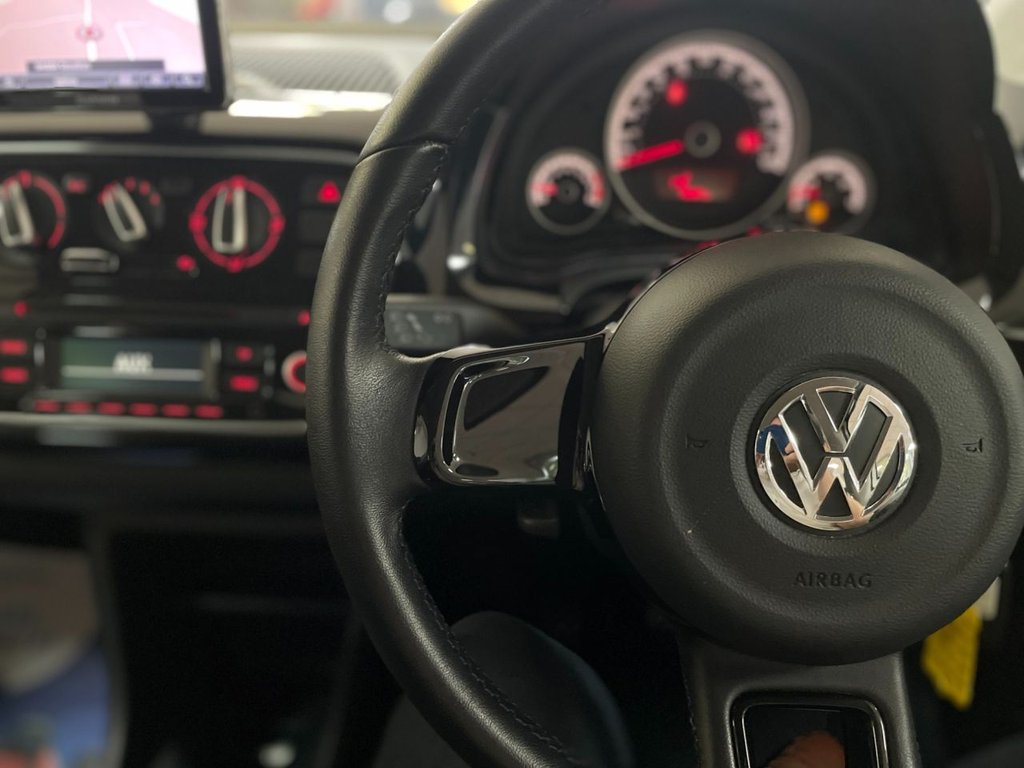 Used Volkswagen up! 2016 for sale - 76496222: Photo 30