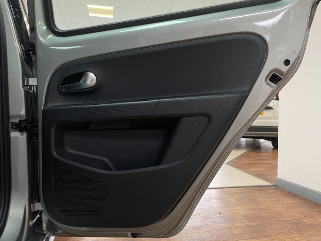 Used Volkswagen up! 2016 for sale - 76496222: Photo 40