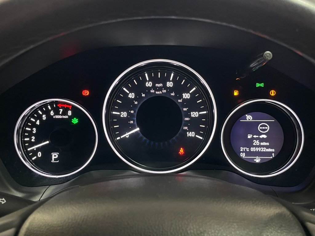 Used Honda HR-V 2015 for sale - 76642289: Photo 32