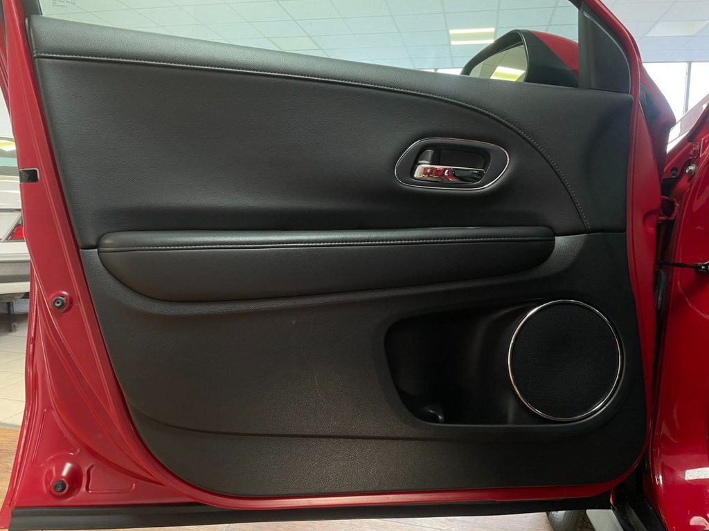 Used Honda HR-V 2015 for sale - 76642289: Photo 42